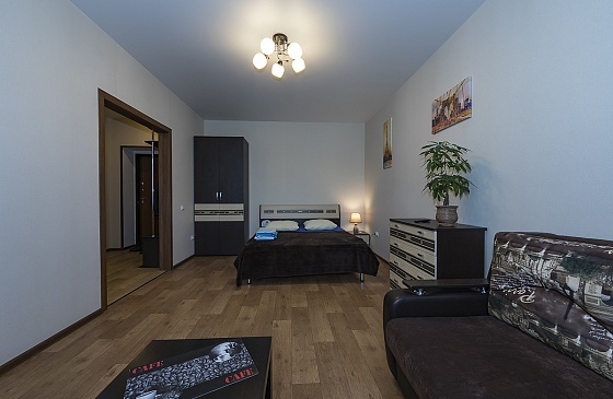 Квартиры посуточно, гостиница в Академгородке в новом доме рядом с клиникой Мешалкина