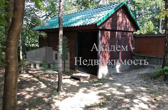 Продам дачу в СНТ Нива рядом с Академгородком.