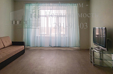 Снять посуточно двухкомнатные квартиры от собственника в Академгородке Новосибирска можно на Бульваре Молодёжи 38