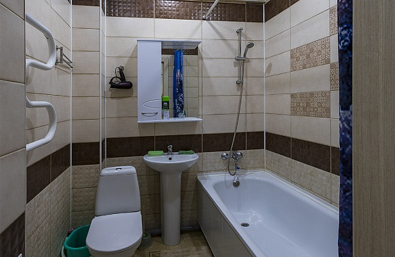 Квартира посуточно в Академгородке Новосибирска рядом с клиникой Мешалкина на Шатурской 12